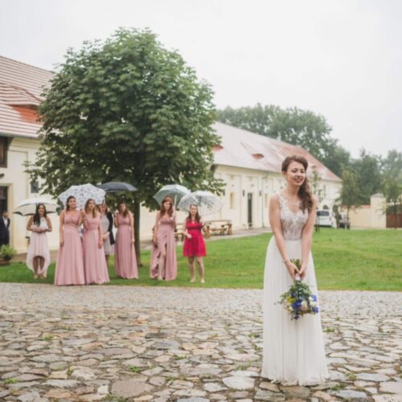 Zámek Třebešice wedding venue - photo 2