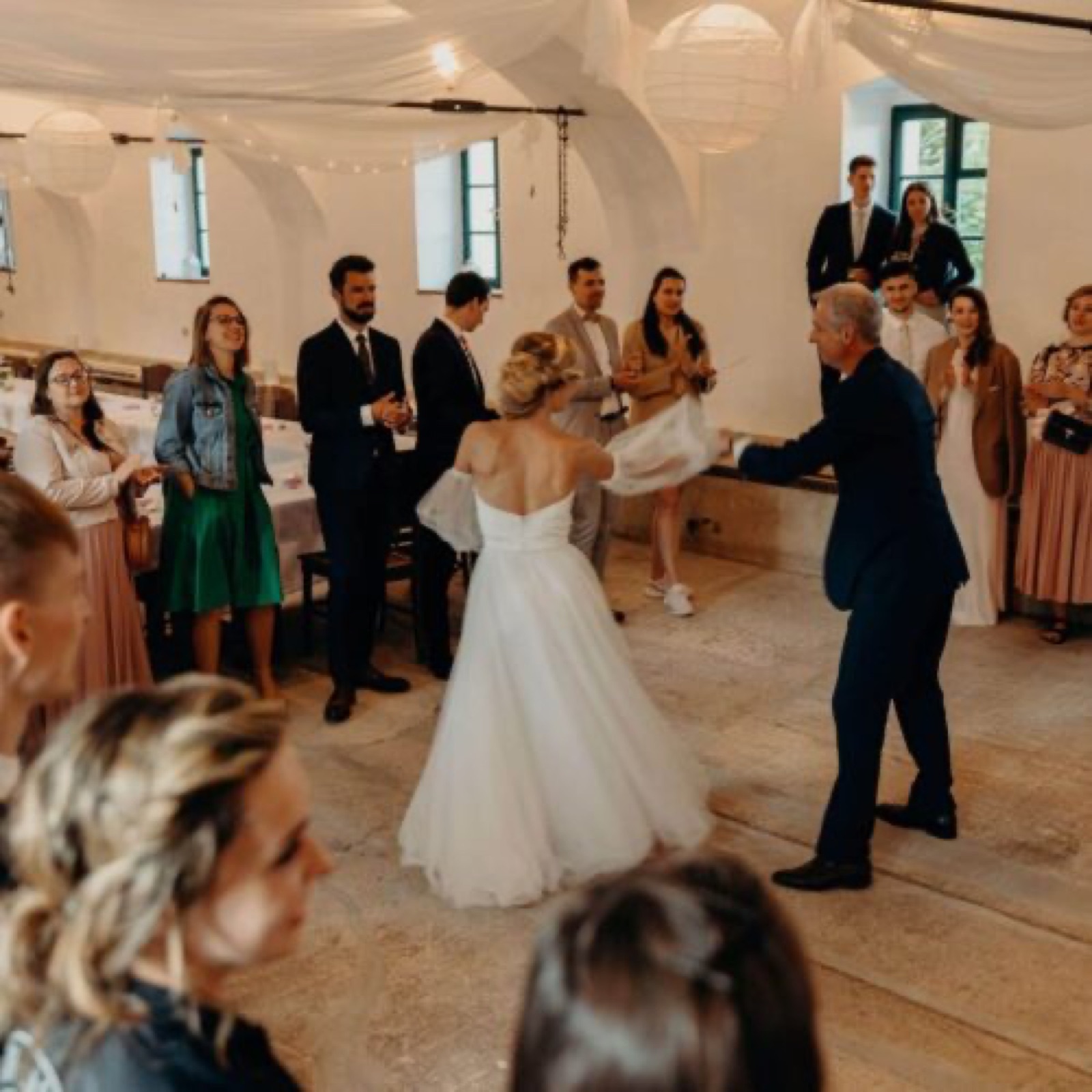 Zámek Třebešice wedding venue - photo 5