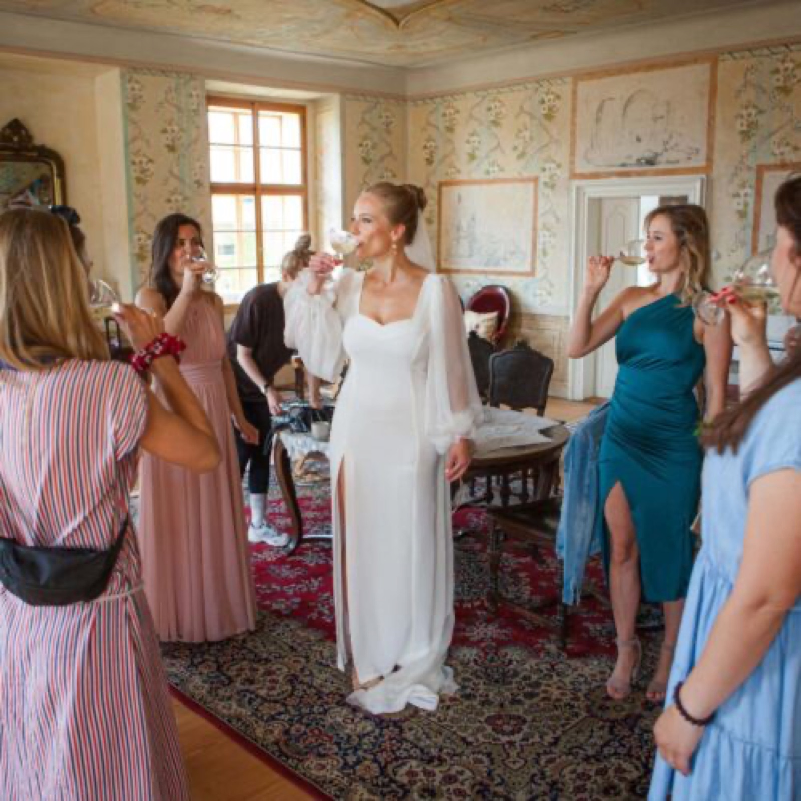 Zámek Třebešice wedding venue - photo 6
