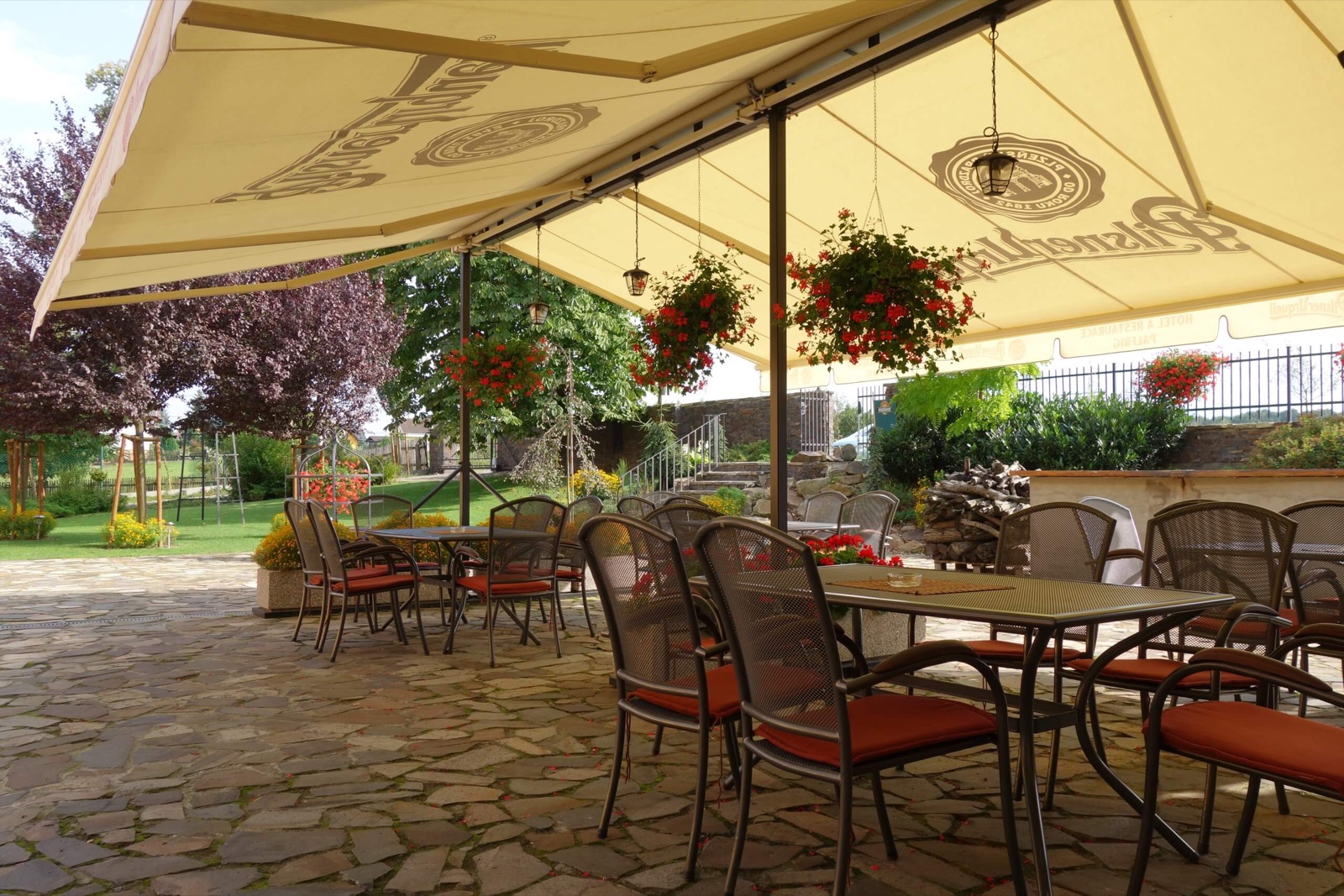 Hotel a restaurace Palfrig wedding venue - photo 4