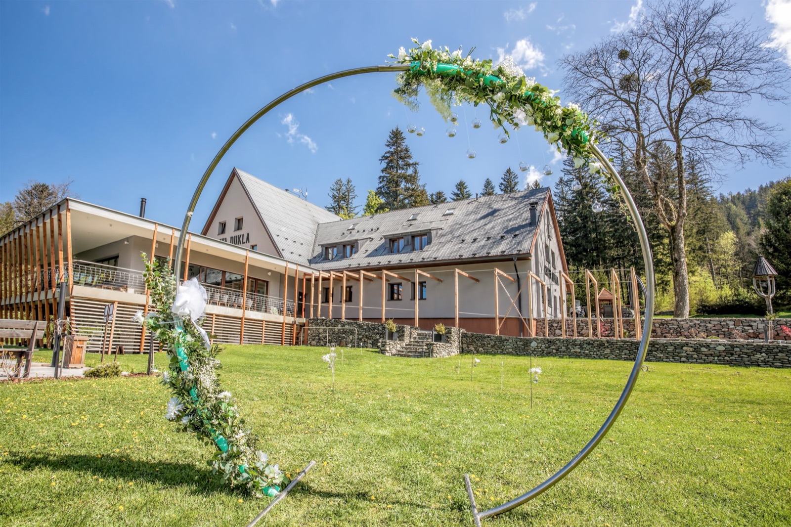 Chata Dukla wedding venue - photo 2