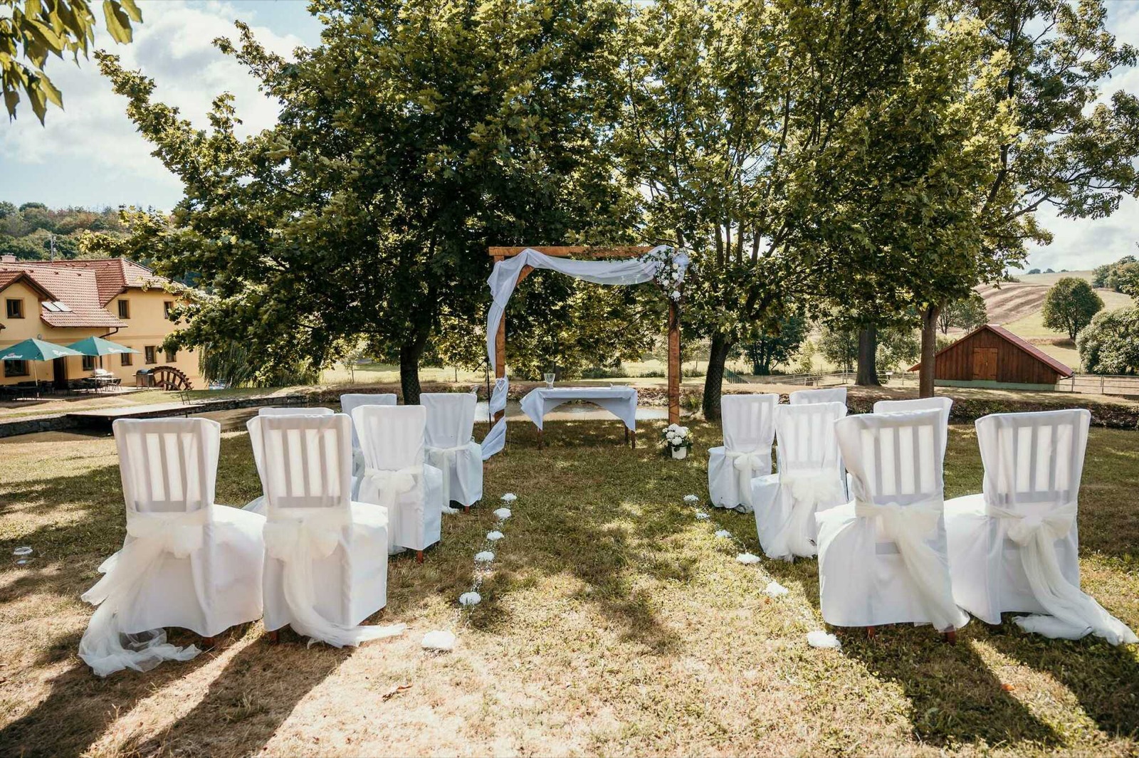 Podveský mlýn restaurace a penzion wedding venue - photo 5