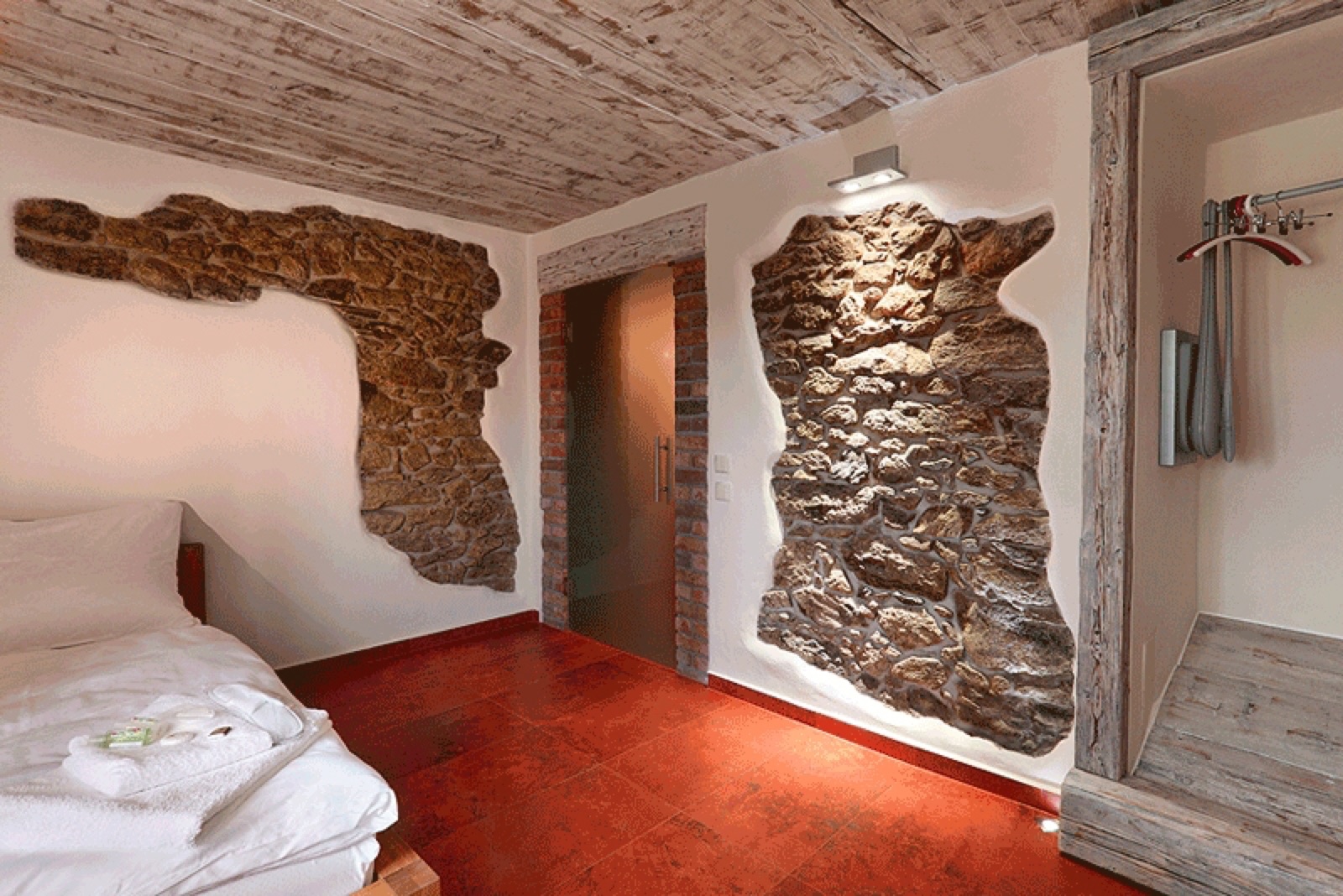 Design penzion Vejrovna wedding venue - photo 12