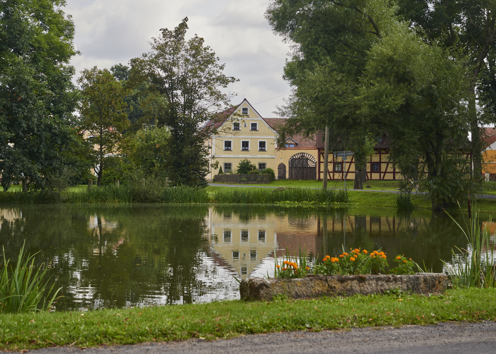 Selský dvůr wedding venue - photo 3
