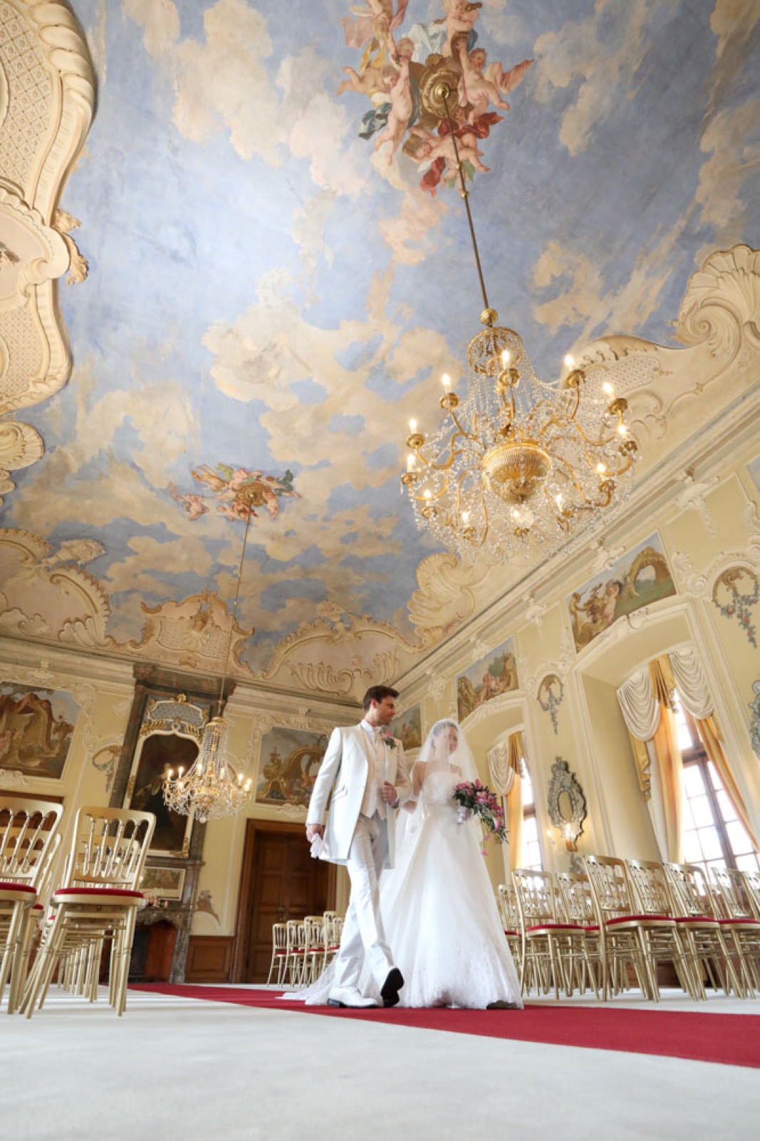 Zámek Dobříš wedding venue - photo 6