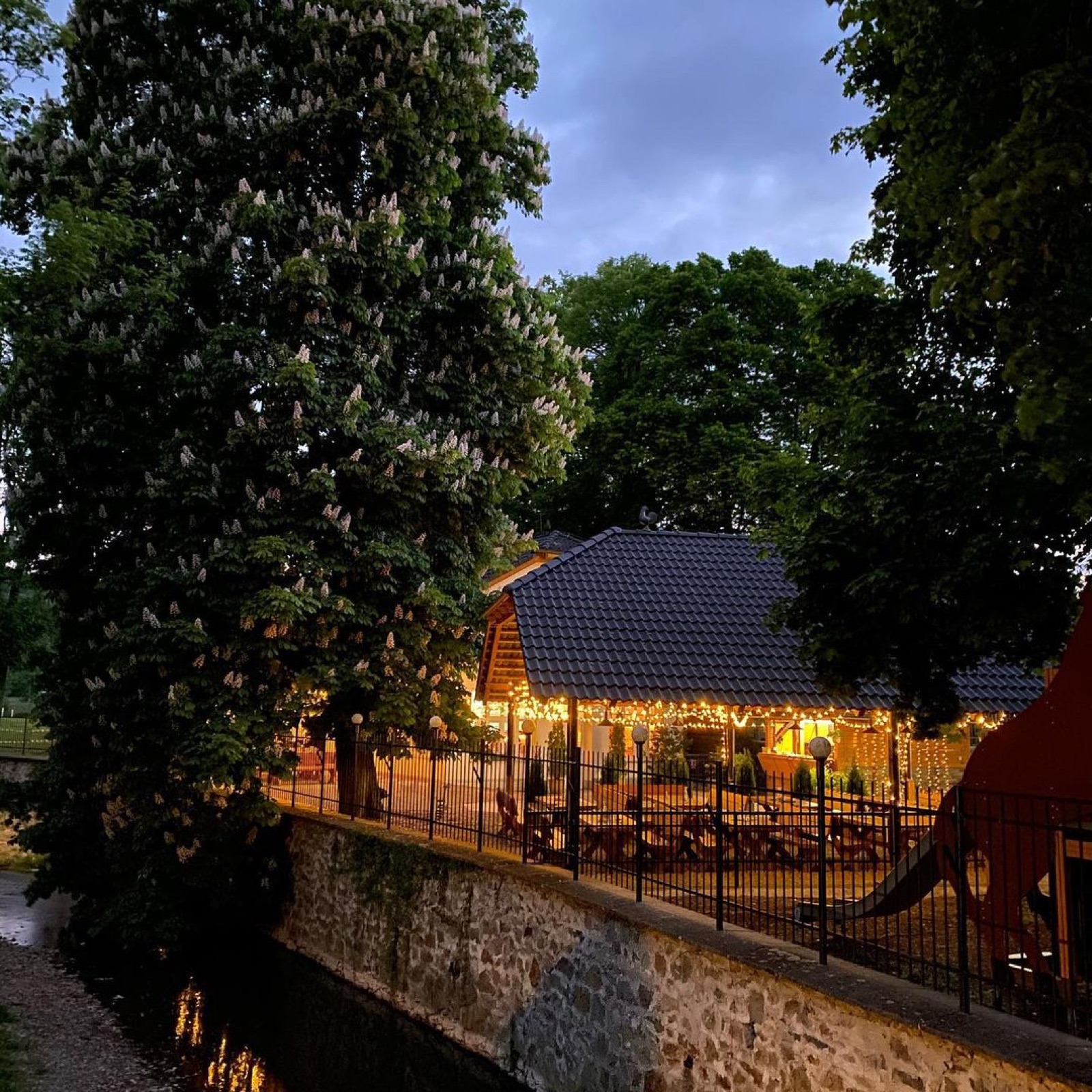 Bělecký Mlýn wedding venue - photo 2