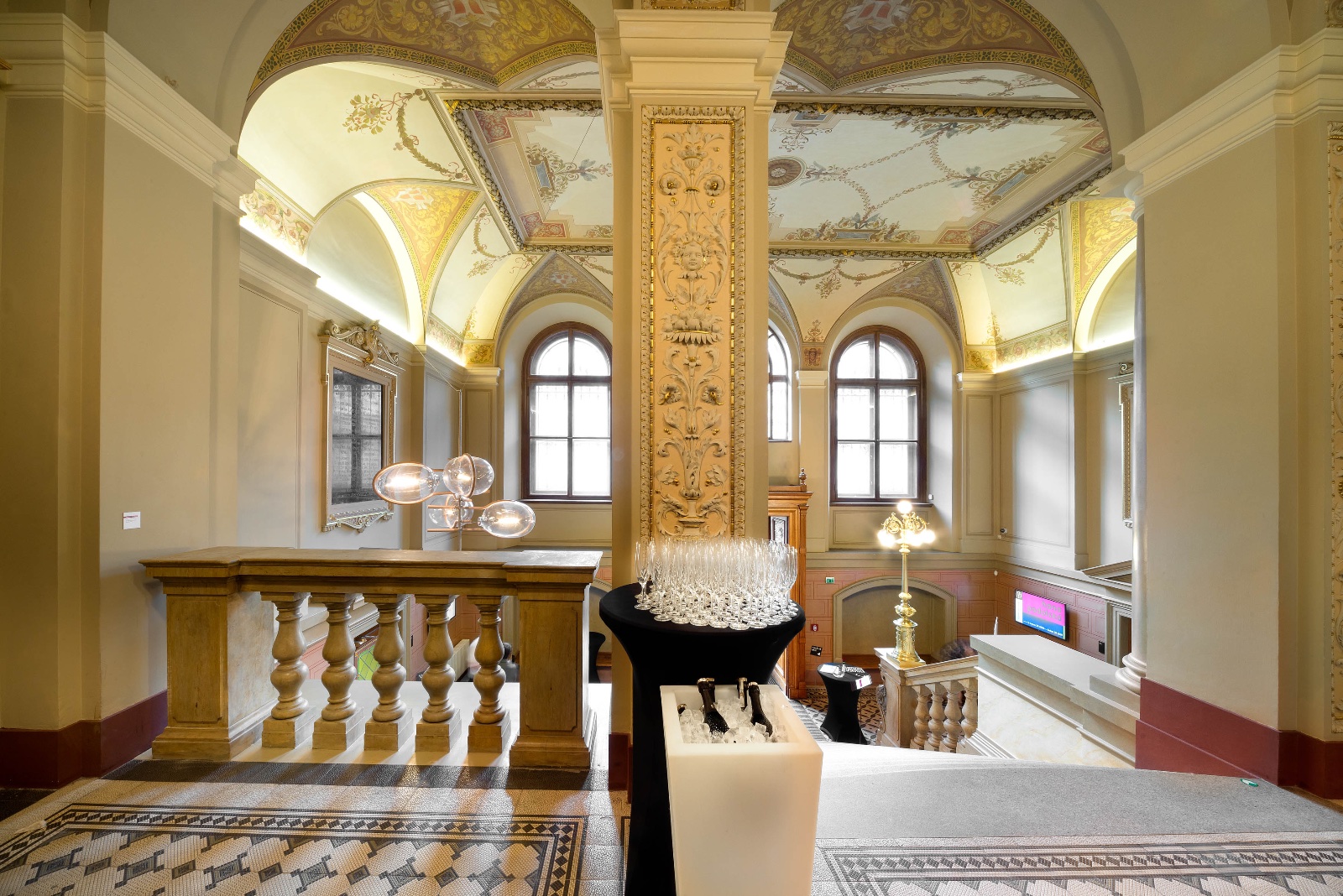 Turquoise Mediterranean Brasserie wedding venue - photo 2