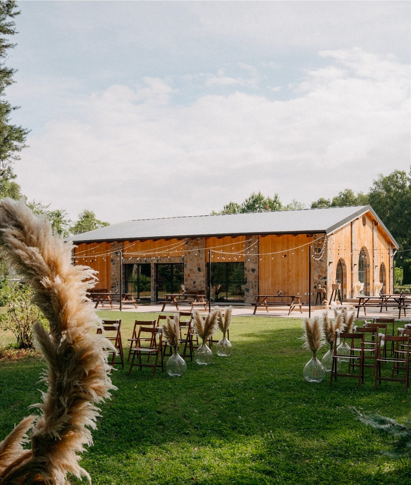 Stodola Borohrádek wedding venue - photo 16