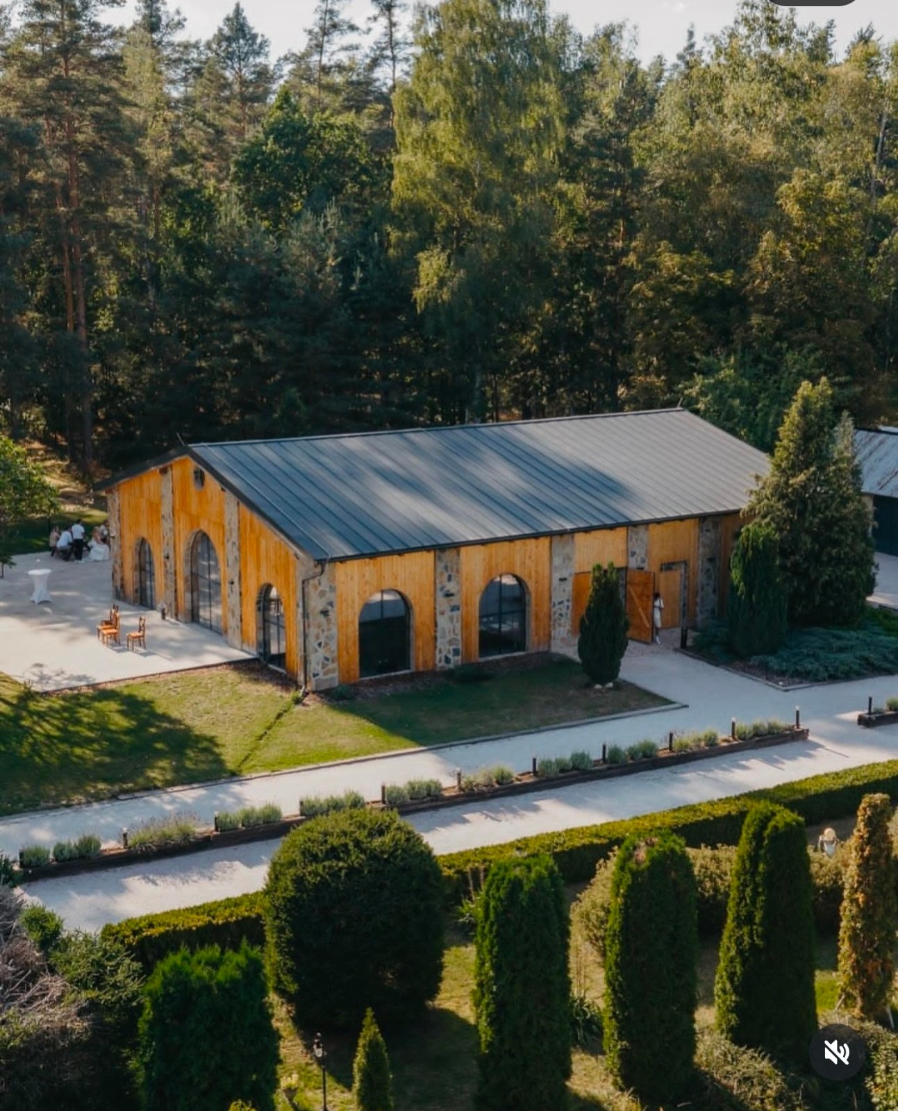 Stodola Borohrádek wedding venue - photo 20