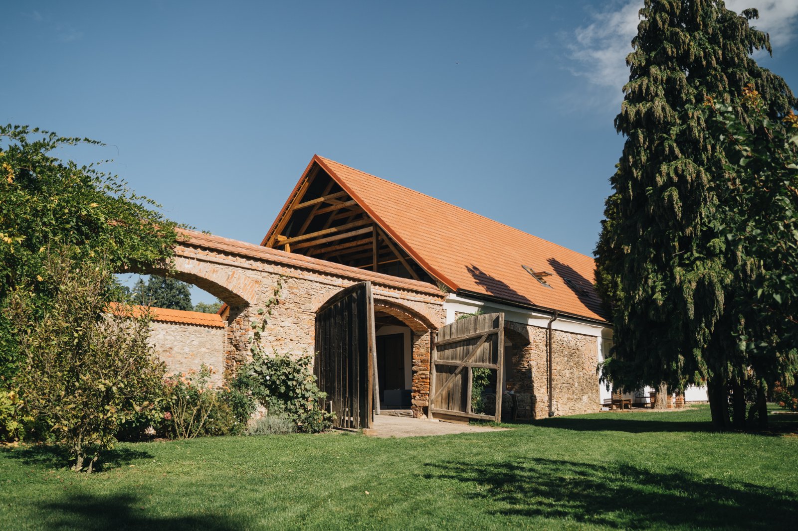 Statek Věžníkov wedding venue - photo 8