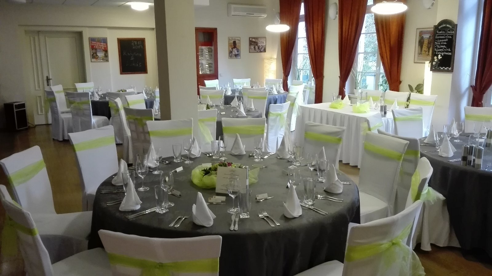 Restaurace Castle Residence wedding venue - photo 6