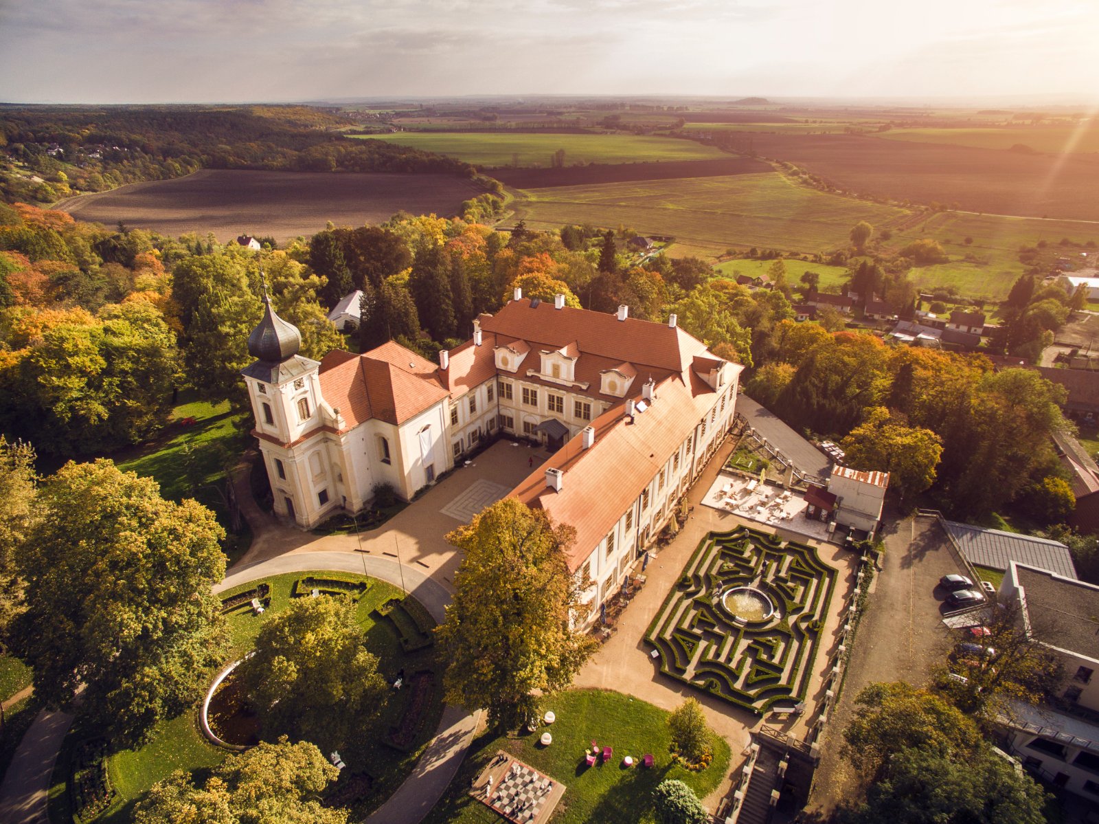 Zámek Loučeň & Zámecký hotel Maxmilián