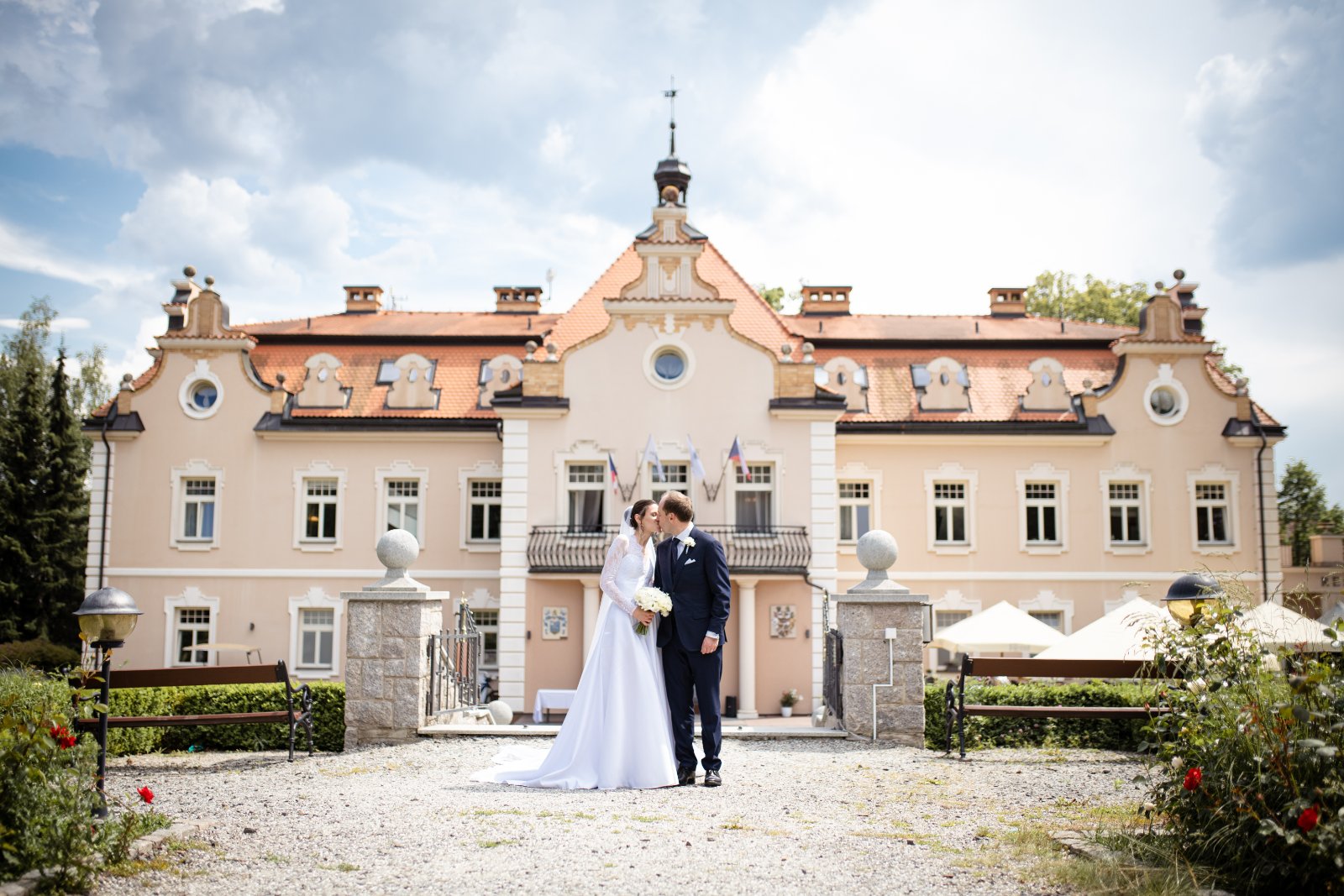 Hotel zámek BERCHTOLD wedding venue - photo 2