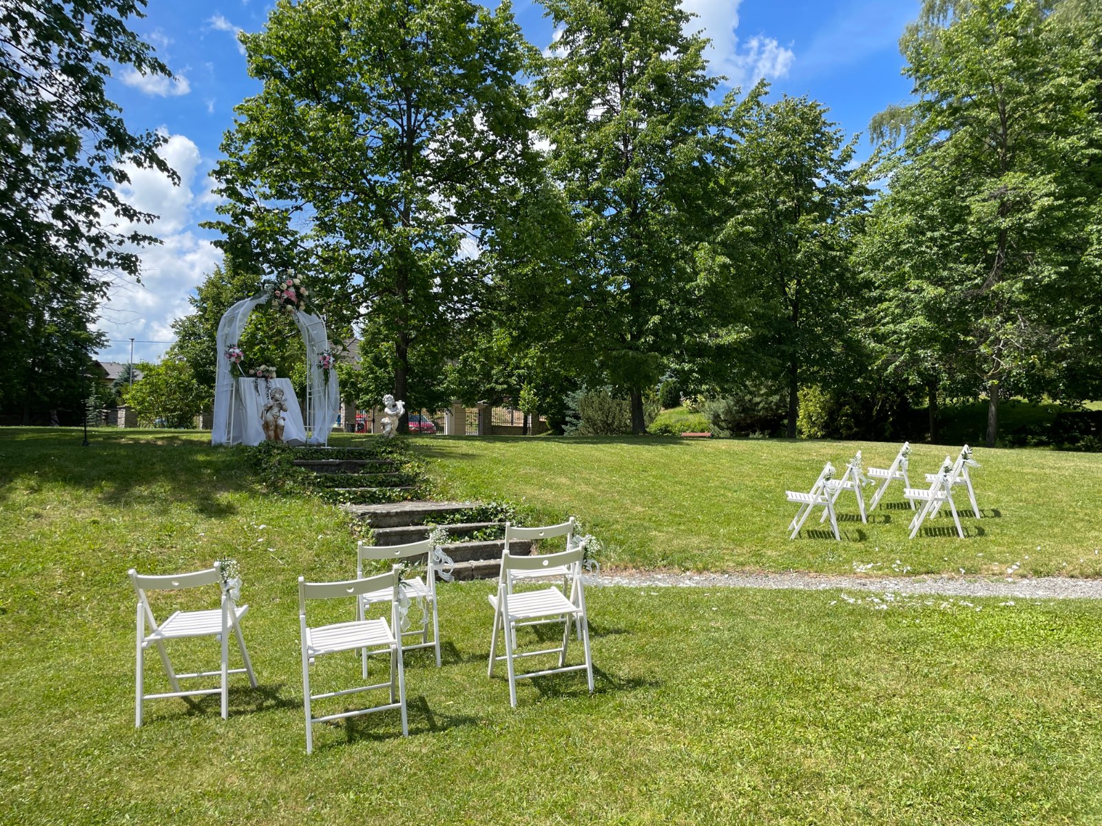 Hotel zámek BERCHTOLD wedding venue - photo 15